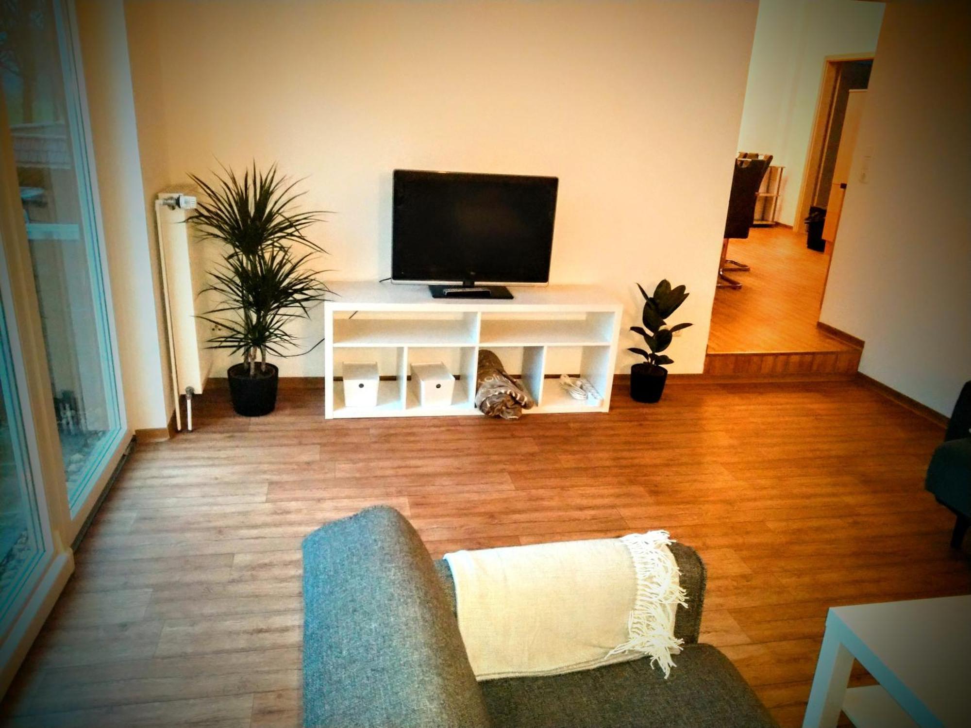 Nustede Apartment *